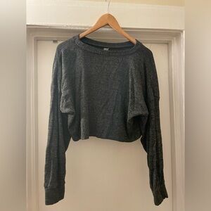 Wild fable dark grey‎ high low cropped long sleeve sweater size large